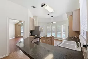 6320 Merritt Way Ct, Arlington, TX 76018 - Photo 14