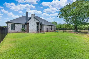 18107 Forrest Dr, Whitney, TX 76692 - Photo 32