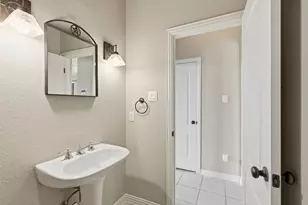 6900 Breezy Bluff Ct, Fort Worth, TX 76126 - Photo 28