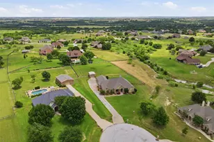 6900 Breezy Bluff Ct, Fort Worth, TX 76126 - Photo 1