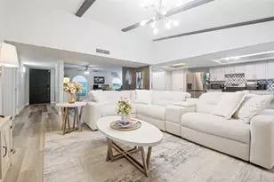 3129 Windsor Rd, Carrollton, TX 75007 - Photo 4