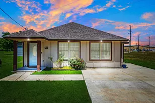 308 Ave A, Ennis, TX 75119 - Photo 2