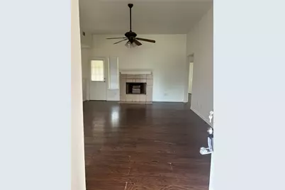 2615 Ennis Avenue, Fort Worth, TX 76111 - Photo 2