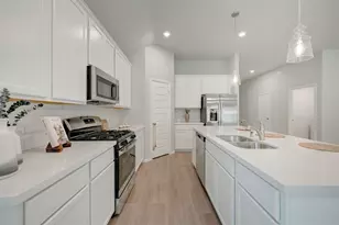 13121 Limestone St, Providence Village, TX 76227 - Photo 6