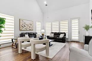 12543 Mercer Pkwy, Farmers Branch, TX 75234 - Photo 10