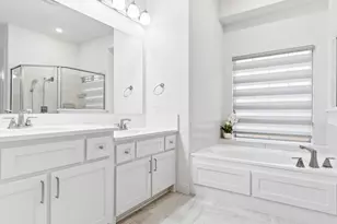 12543 Mercer Pkwy, Farmers Branch, TX 75234 - Photo 18