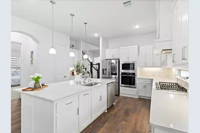 12543 Mercer Parkway, Farmers Branch, TX 75234 - Photo 6
