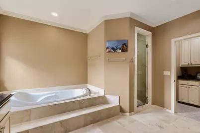 6033 Daven Oaks Drive, Dallas, TX 75248 - Photo 12