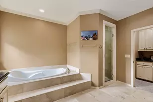 6033 Daven Oaks Dr, Dallas, TX 75248 - Photo 12