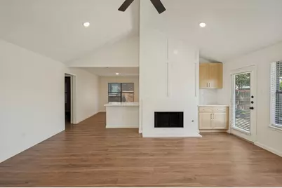 1637 Crosshaven Drive, Lewisville, TX 75077 - Photo 4