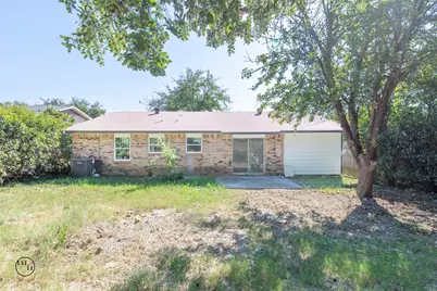 2318 May Lane, Grand Prairie, TX 75050 - Photo 16