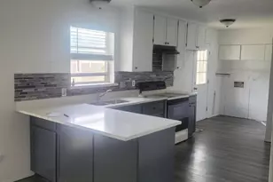 2018 S Center St, Arlington, TX 76010 - Photo 2