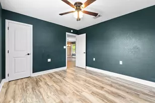 5729 County Rd 402, Grandview, TX 76050 - Photo 22