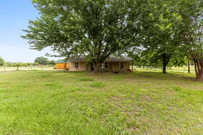5729 County Road 402, Grandview, TX 76050 - Photo 4