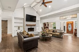 460 Canyon Oaks Dr, Argyle, TX 76226 - Photo 4