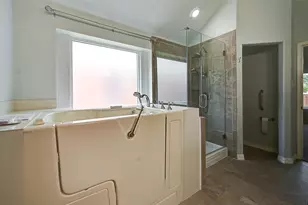 5456 Glen Canyon Rd, Fort Worth, TX 76137 - Photo 22