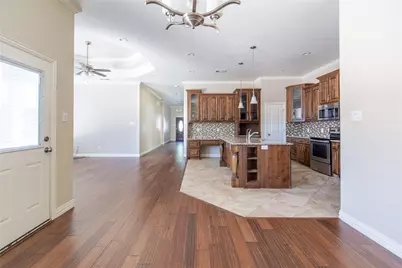 5500 Ledgestone Drive, Fort Worth, TX 76132 - Photo 6