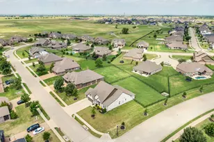 1601 Bearpath Wy, Gunter, TX 75058 - Photo 40