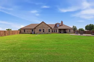 2425 Pecan Springs Rd, Cleburne, TX 76031 - Photo 32