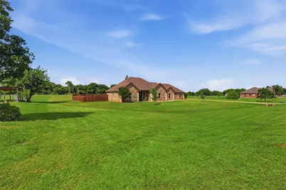 2425 Pecan Springs Road, Cleburne, TX 76031 - Photo 4