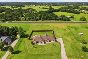 2425 Pecan Springs Rd, Cleburne, TX 76031 - Photo 36