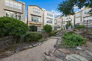 1925 Woodland Heights Pl, Dallas, TX 75208 - Photo 34