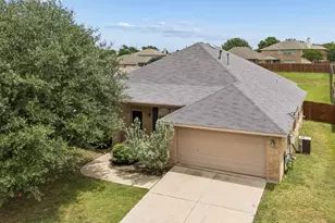 1209 Stone Ln, Celina, TX 75009 - Photo 2