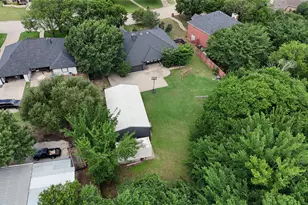 104 Creekside Ct, Kennedale, TX 76060 - Photo 32