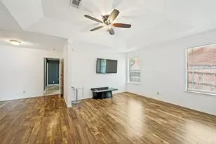 104 Creekside Ct, Kennedale, TX 76060 - Photo 10