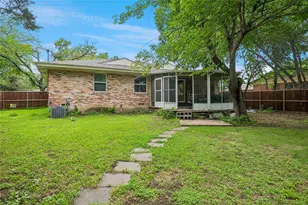 13430 Challaburton Dr, Farmers Branch, TX 75234 - Photo 36