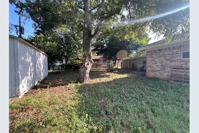 1209 Irwin Drive, Hurst, TX 76053 - Photo 18