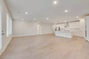 209 Hatherley St, Little Elm, TX 75068 - Photo 10