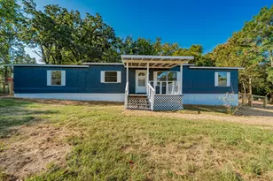 106 Creekwood Dr, Mabank, TX 75156 - Photo 1