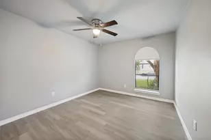2105 Cottie Ln, Arlington, TX 76010 - Photo 22