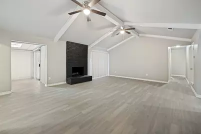 2105 Cottie Lane, Arlington, TX 76010 - Photo 8