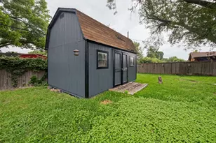 2105 Cottie Ln, Arlington, TX 76010 - Photo 26