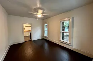 1020 Clinton St, Stephenville, TX 76401 - Photo 2