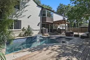 2112 Coral Dr, Arlington, TX 76010 - Photo 1