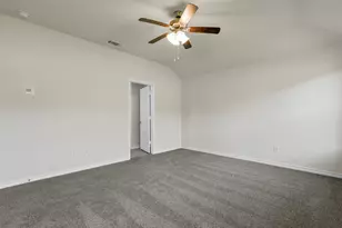 7066 Bison Creek Ln, Garland, TX 75043 - Photo 14