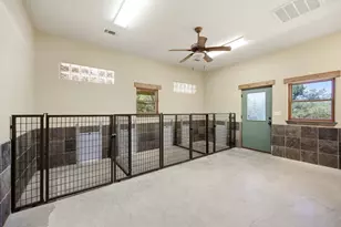 15425 Fitzhugh Rd, Dripping Springs, TX 78620 - Photo 22