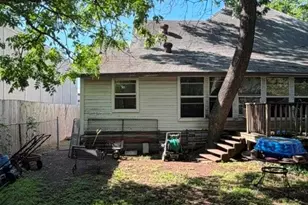 504 W Wardville St, Cleburne, TX 76033 - Photo 18