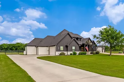 2037 Sunset Ridge Drive, Weatherford, TX 76087 - Photo 2