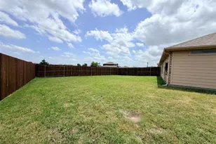520 Cantebury Park Ln, Ponder, TX 76259 - Photo 24
