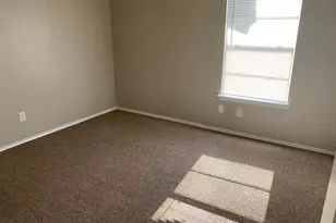 1608 Sun Valley Dr, Cleburne, TX 76033 - Photo 8