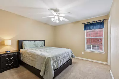 1200 Cedar Valley Drive, Irving, TX 75063 - Photo 32
