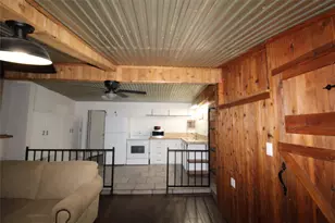 188 Private Rd 8703, Ben Wheeler, TX 75754 - Photo 18