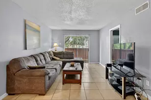 8110 Skillman St, Dallas, TX 75231 - Photo 6