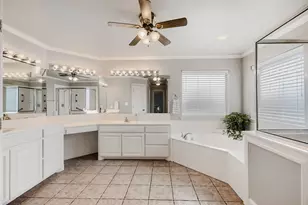 603 Ash St, Pilot Point, TX 76258 - Photo 20