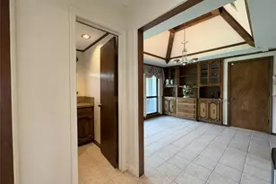 4220 Brooktree Ln, Dallas, TX 75287 - Photo 10