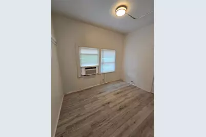 1615 Alston Avenue #D, Fort Worth, TX 76104 - Photo 6